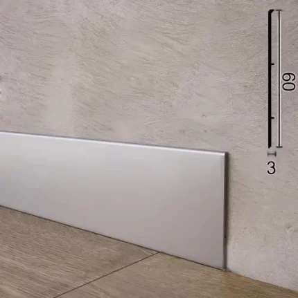 Плоский алюминиевый плинтус для пола Sintezal P-102